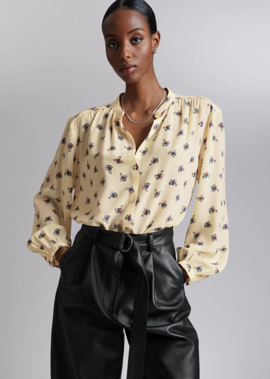 & Other Stories Blouse Décontractée En Soie Cheap