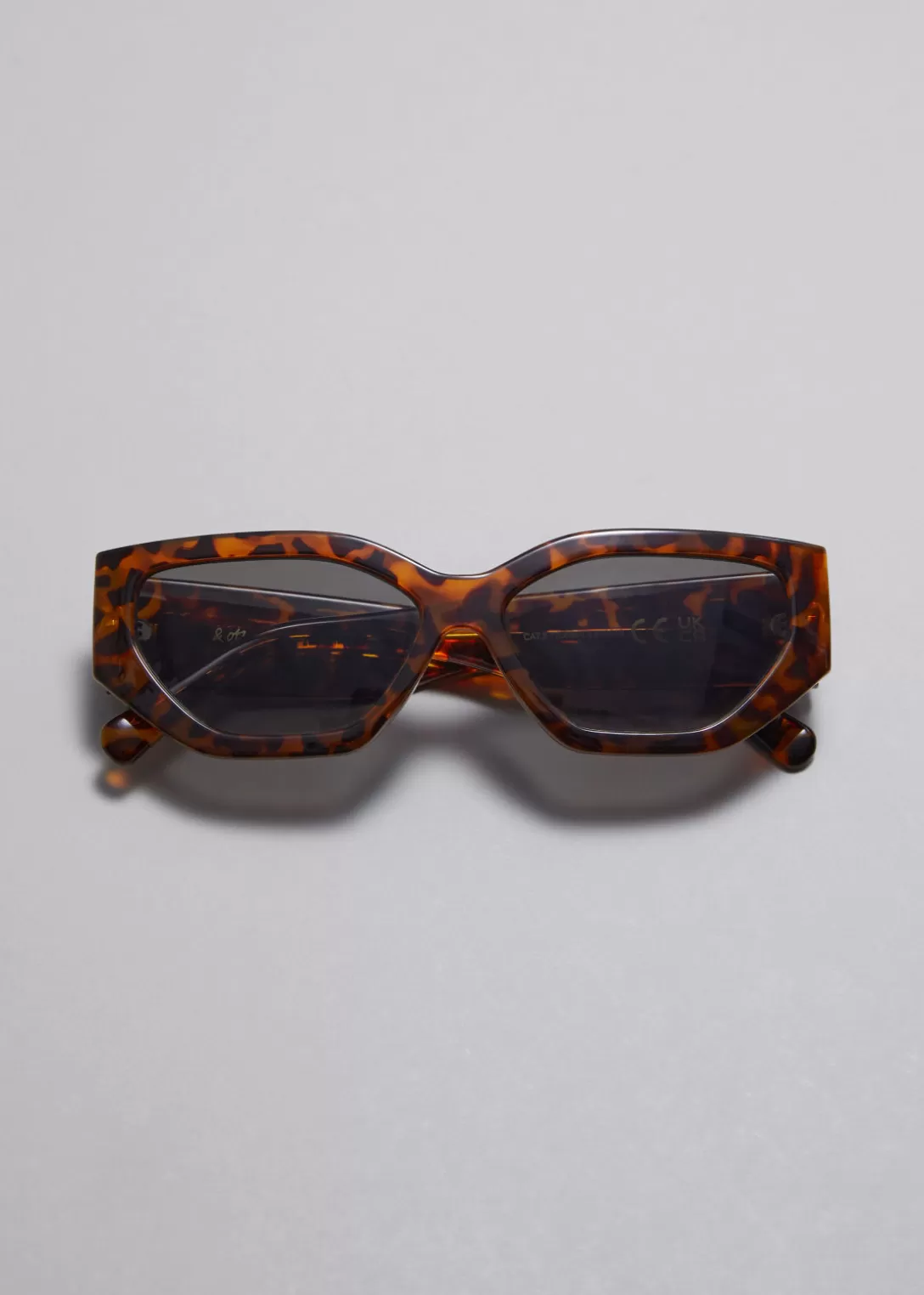 & Other Stories Lunettes De Soleil œil De Chat Classiques Shop