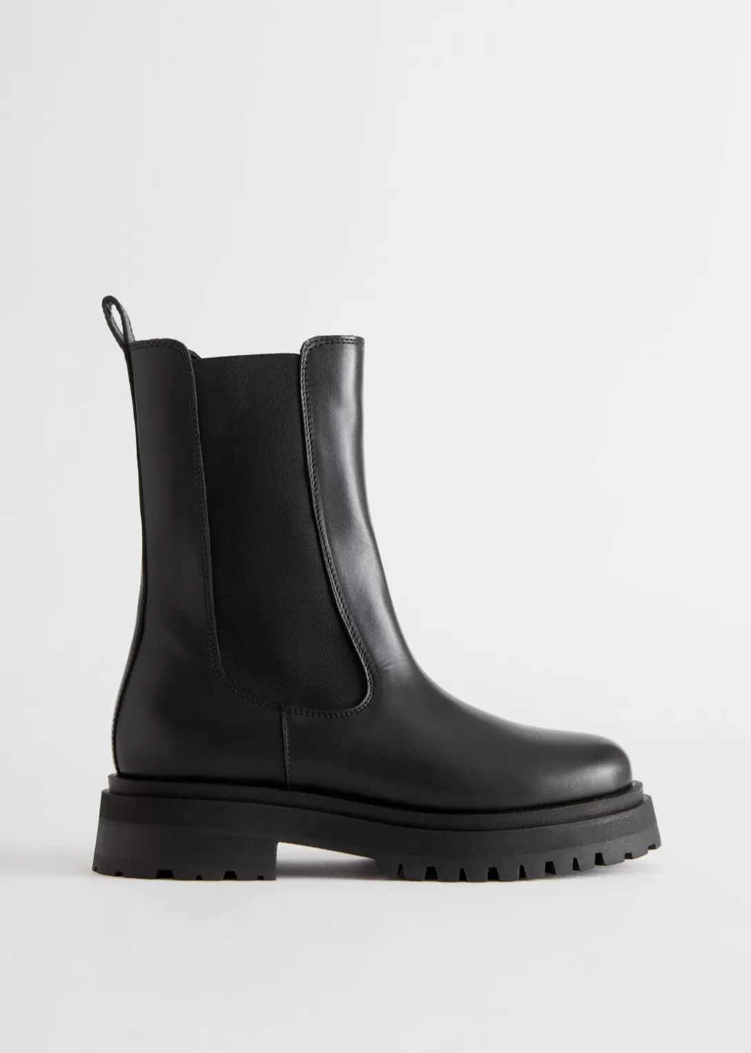 & Other Stories Épaisses Bottes En Cuir Chelsea Noir Shop