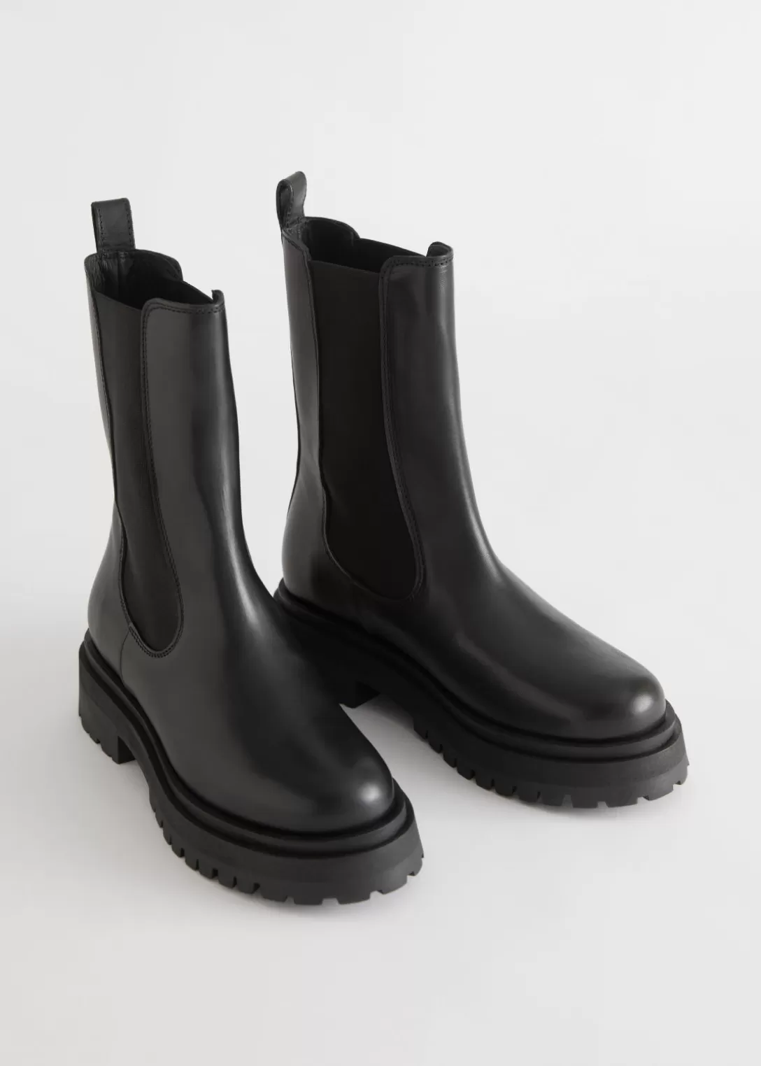 & Other Stories Épaisses Bottes En Cuir Chelsea Noir Shop