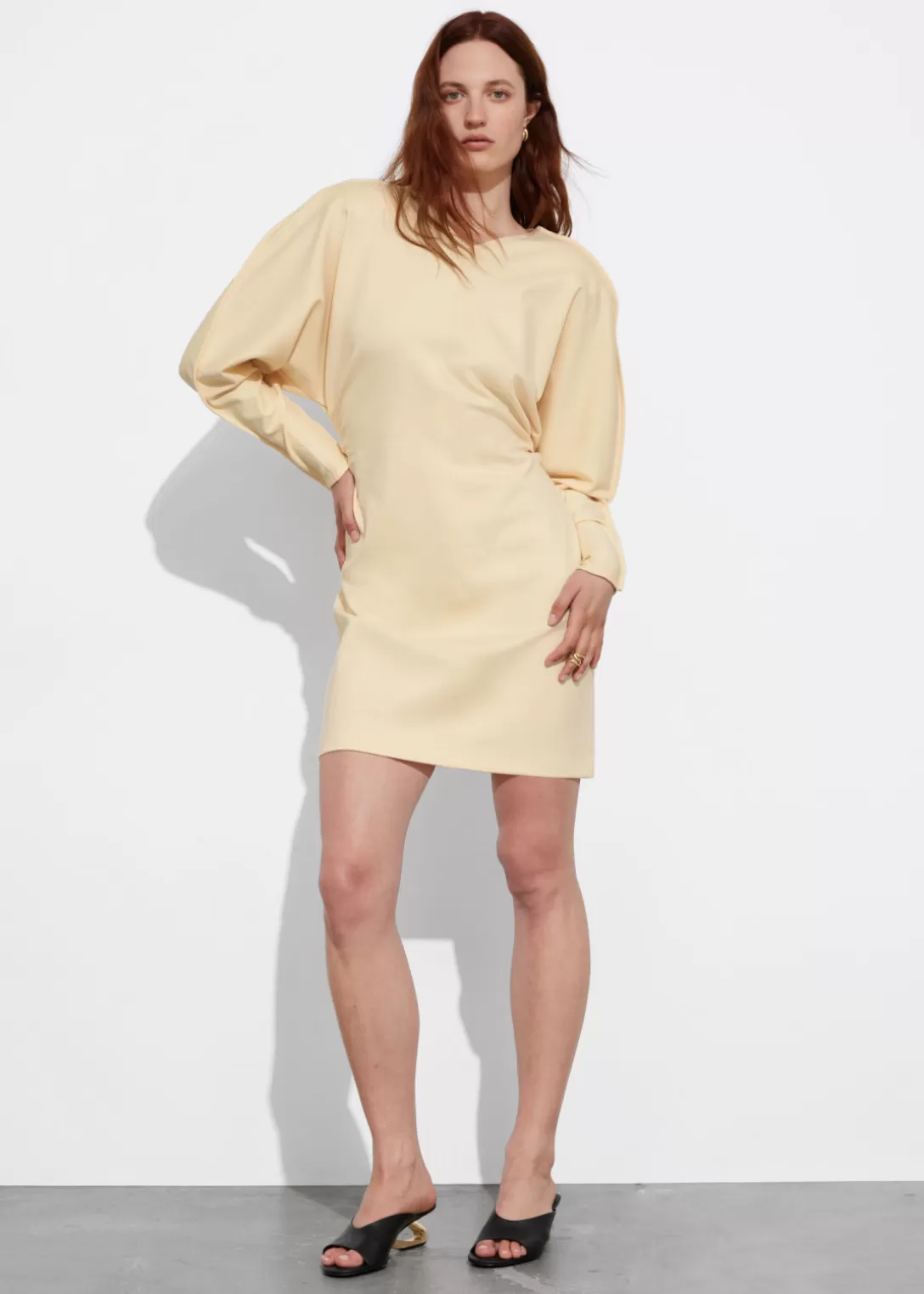 & Other Stories Robe Courte Cintrée Jaune Fashion