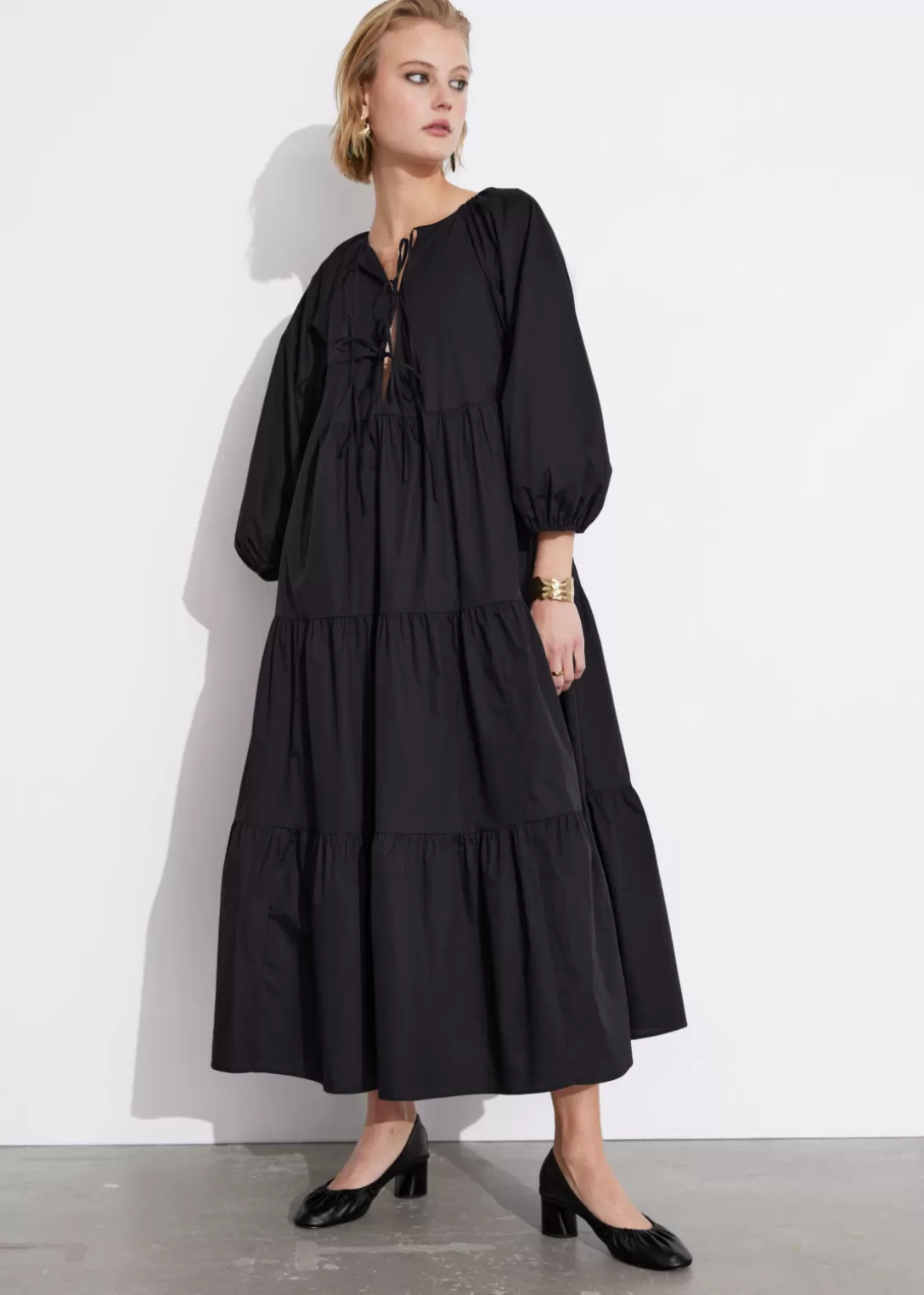 & Other Stories Robe Midi à Plusieurs Niveaux Avec Liens à Nouer Flash Sale