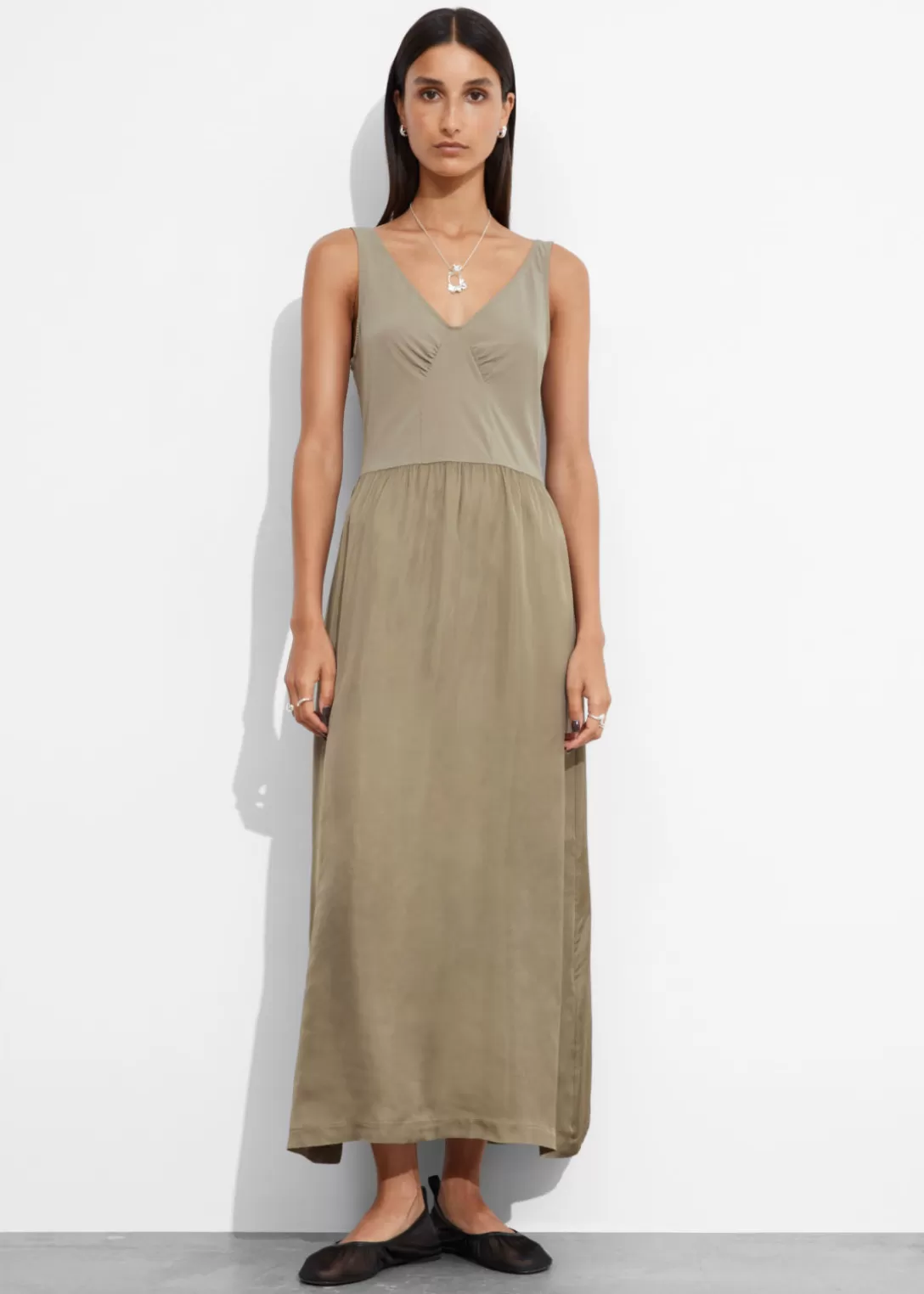 & Other Stories Robe Midi Bicolore Sans Manches Taupe Cheap